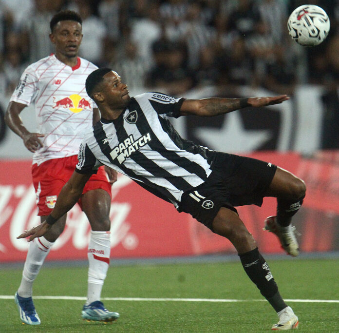 Júnior Santos tem sido o grande destaque botafoguense na disputa continental. (Foto: Vítor Silva/Botafogo)